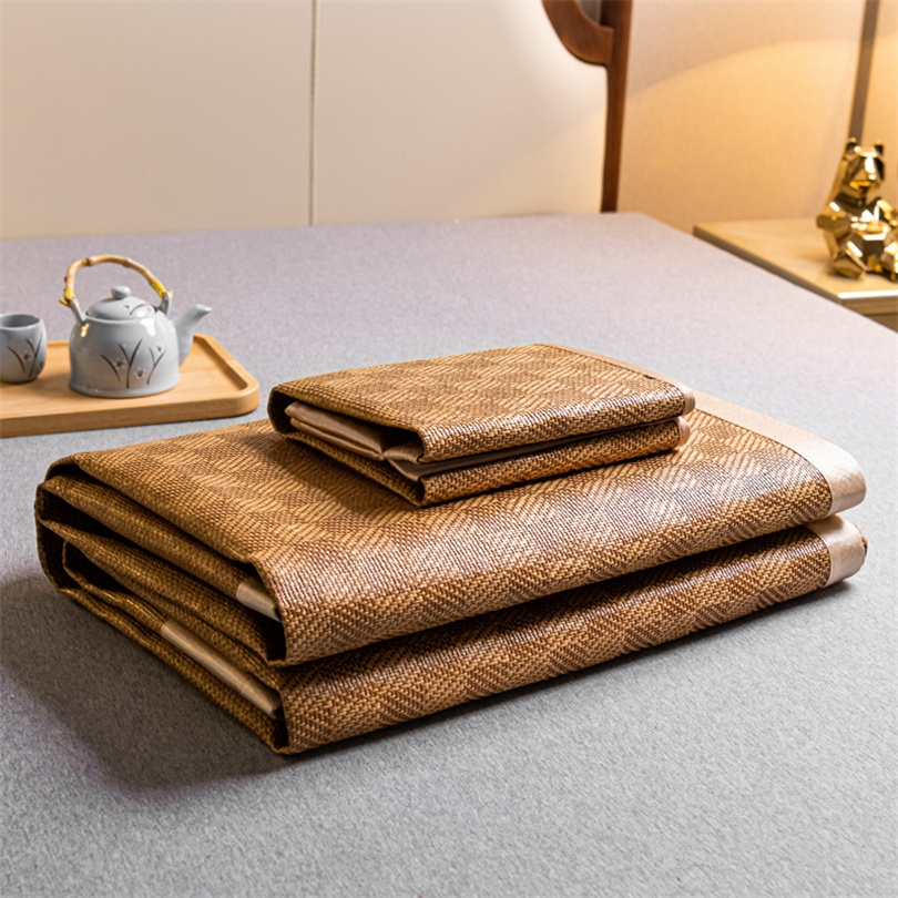 Cooling Mat Bamboo Summer Mat  - đánh giá và giá Silk Pillowcase